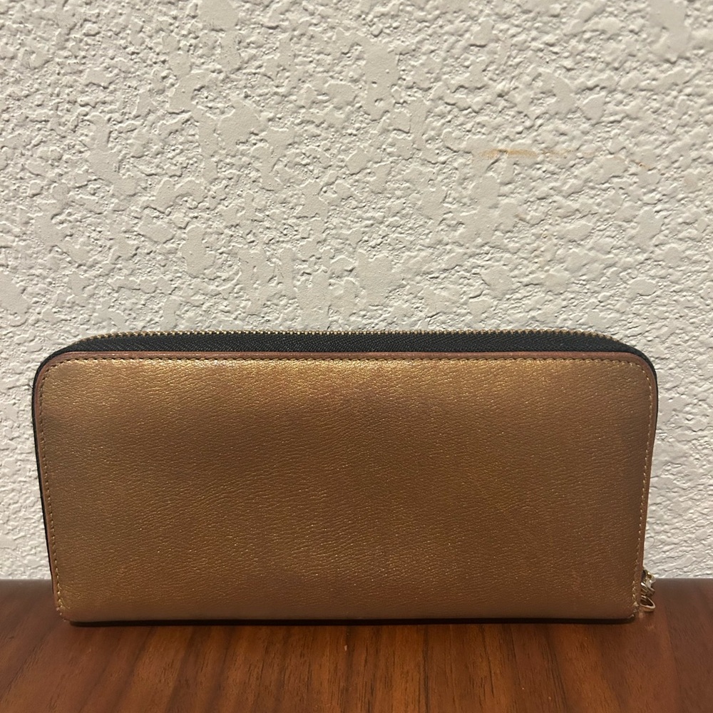 Loewe Metallic Gold Zip Wallet - Picture 2 of 12